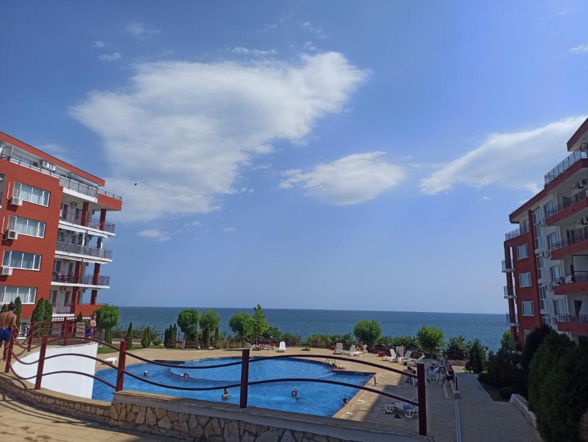Частни Апартаменти За Гости - Панорама Бийч-Форд Нокс Sveti Vlas Εξωτερικό φωτογραφία